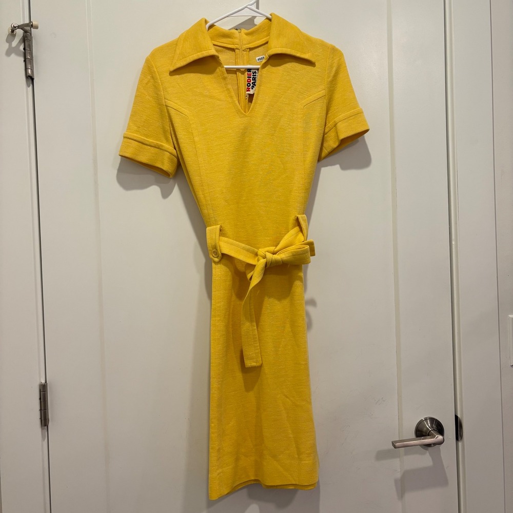 Rodier Paris Vintage Yellow Knit Belted Short Sleeve Dress Made in France Size 5
